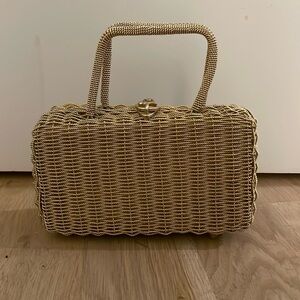 1950s Vintage Gold-Colored Basket Woven Wire Purse